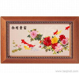 厂家直销馨妆丝带绣 客厅挂画新选择，富贵有余工艺品的批发与加盟指南